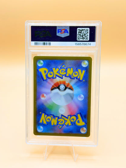 PSA-10 Pokémon-Karte Farigiraf, Rückseite im Sammler-Case