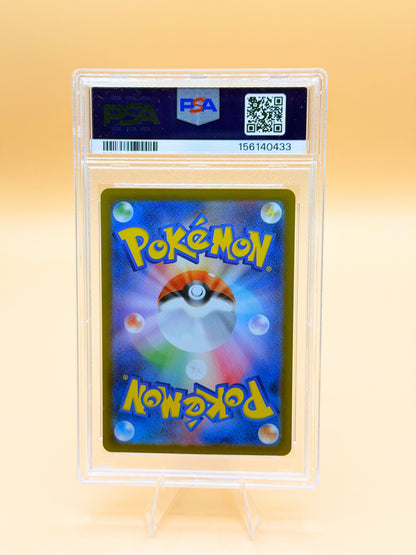 PSA-10 Pokémon-Karte im Grading-Case, Rückseite sichtbar