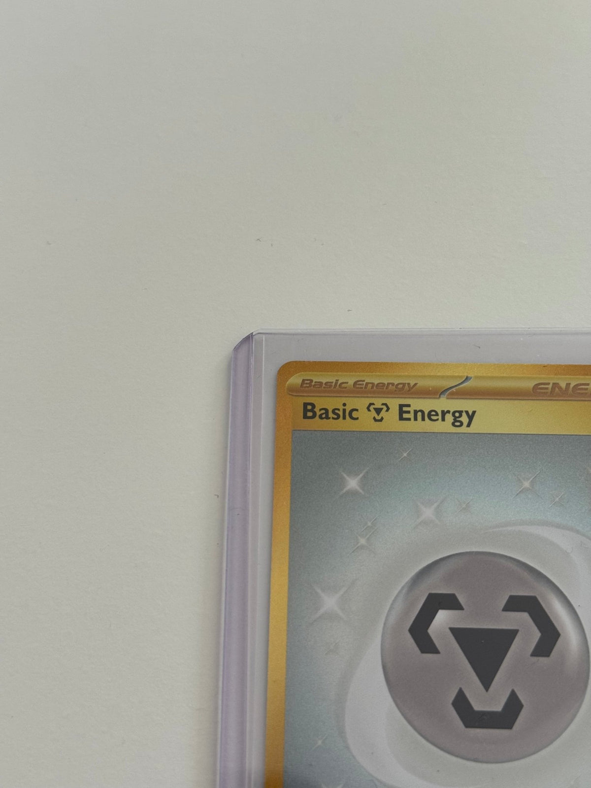 Pokémon-Energiekarte Basic Energy, obere Bildhälfte mit Kreislauf-Symbol